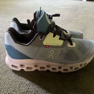 On running, womens, size 7